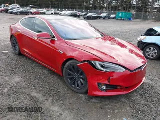 2018 Tesla Model S 75D z VIN 5YJSA1E29JF246103, wystawiony jako IAAI lot #41573011 z przebiegiem 49 080 mil mil oraz . Historia ofert i sprzedaży dostępna na DreamBid. Obrazek 1.