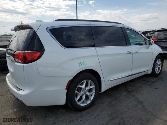 2017 Chrysler Pacifica Touring-L with VIN 2C4RC1BG9HR826930, listed as a Copart auction lot 51117785 with 134,301 mi miles and Salvage Title. Bid and sale history available at carsss.com. Image 3.
