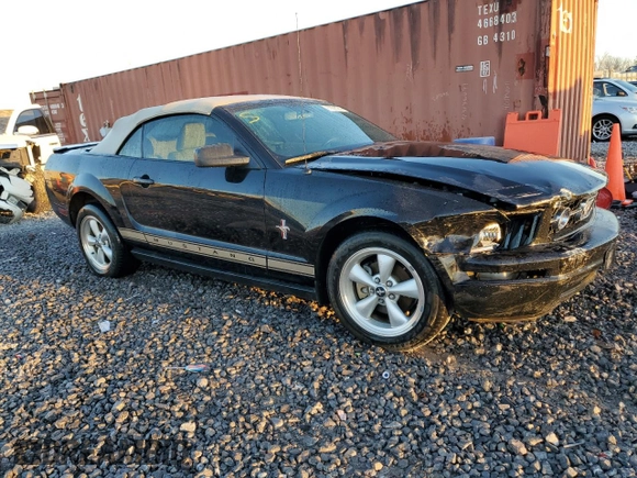 2008 Ford Mustang Deluxe with VIN 1ZVHT84N985180475, listed as a Copart auction lot 87002774 with 124,015 mi miles and Salvage Title. Bid and sale history available at carsss.com. Image 4.