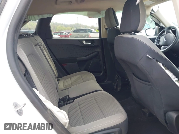2020 Ford Escape SE z VIN 1FMCU9G68LUB64704, wystawiony jako IAAI lot #41997996 z przebiegiem 50 646 mil mil oraz . Historia ofert i sprzedaży dostępna na DreamBid. Obrazek 8.