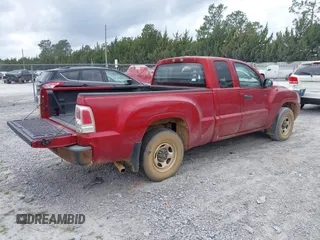 2007 Mitsubishi Raider LS with VIN 1Z7HC22K07S174058, listed as a IAAI auction lot 41716150 with 142,016 mi miles. Bid and sale history available at carsss.com. Image 4.