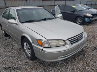 2000 Toyota Camry CE with VIN JT2BG22K2Y0447819, listed as a IAAI auction lot 42082746 with 98,578 mi miles. Bid and sale history available at carsss.com. Image 6.