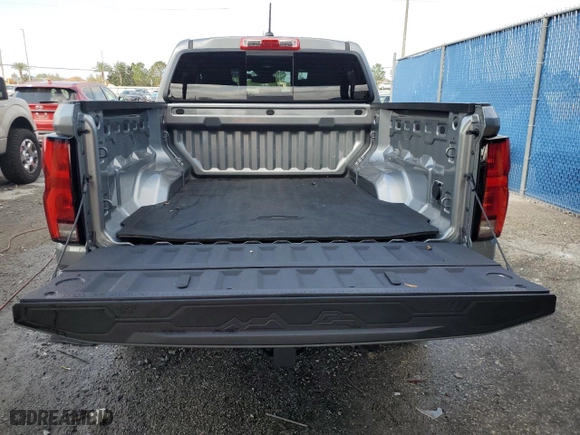 2023 Chevrolet Colorado 4WD Z71 with VIN 1GCPTDEK7P1173705, listed as a Copart auction lot 44938125 with 16,984 mi miles and Salvage Title. Bid and sale history available at carsss.com. Image 6.