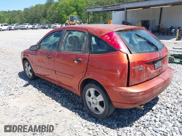 2005 Ford Focus S with VIN 3FAFP37N85R113281, listed as a IAAI auction lot 42037187 with Not Provided miles and . Bid and sale history available at carsss.com. Image 3.