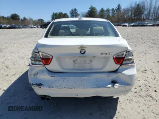 2007 BMW 3 Series 328i z VIN WBAVA33557KX83131, wystawiony jako Copart lot #53521235 z przebiegiem 119 940 mil mil oraz Czysty tytuł • Clean title. Historia ofert i sprzedaży dostępna na DreamBid. Obrazek 6.