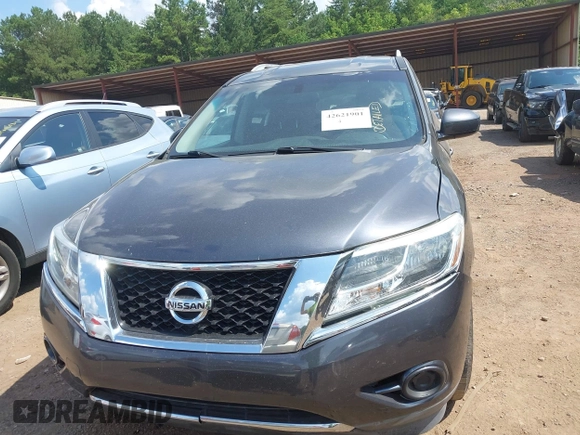 2014 Nissan Pathfinder Platinum with VIN 5N1AR2MN3EC723841, listed as a IAAI auction lot 42621901 with 172,033 mi miles and . Bid and sale history available at DreamBid. Image 6.