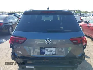 2020 Volkswagen Tiguan SE with VIN 3VV3B7AXXLM137641, listed as a IAAI auction lot 41830400 with 68,067 mi miles and . Bid and sale history available at DreamBid. Image 6.