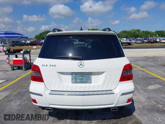 2012 Mercedes-Benz GLK GLK 350 with VIN WDCGG5GB8CF735979, listed as a IAAI auction lot 41931333 with 124,649 mi miles. Bid and sale history available at carsss.com. Image 16.