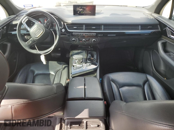 2019 Audi Q7 Premium with VIN WA1AAAF78KD020109, listed as a Copart auction lot 44381715 with 68,361 mi miles and Salvage title. Bid and sale history available at DreamBid. Image 8.