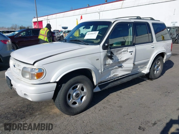 2000 Ford Explorer с VIN 1FMZU85P5YZB46204, выставлен на аукционе IAAI как лот 41550252 с пробегом 243 013 миль миль и . История ставок и продаж доступна на DreamBid. Изображение 17.