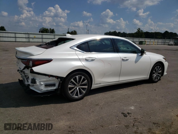 2021 Lexus ES with VIN 58ADA1C19MU007248, listed as a Copart auction lot 68915504 with 47,154 mi miles and Salvage Title. Bid and sale history available at carsss.com. Image 3.