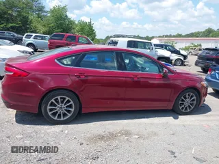 2017 Ford Fusion SE с VIN 3FA6P0HD7HR121784, выставлен на аукционе IAAI как лот 42124603 с пробегом 152 324 миль миль и . История ставок и продаж доступна на DreamBid. Изображение 13.