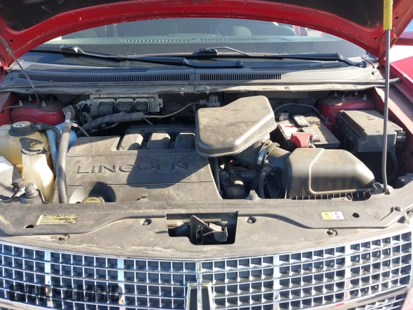 2007 Lincoln MKX with VIN 2LMDU68C57BJ22143, listed as a IAAI auction lot 41725486 with 112,149 mi miles. Bid and sale history available at carsss.com. Image 10.