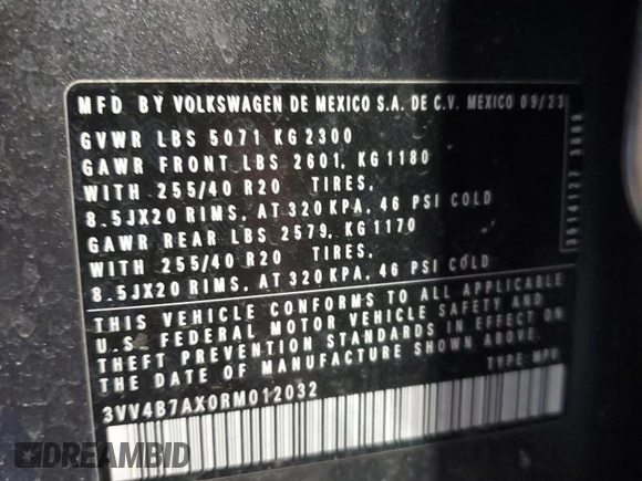 2024 Volkswagen Tiguan SEL R-Line z VIN 3VV4B7AX0RM012032, wystawiony jako Copart lot #54157225 z przebiegiem Nie podano mil oraz Szkoda całkowita • Salvage title. Historia ofert i sprzedaży dostępna na DreamBid. Obrazek 14.