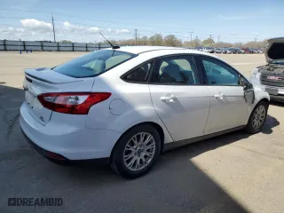 2014 Ford Focus SE with VIN 1FADP3F26EL229916, listed as a Copart auction lot 51135155 with 138,996 mi miles and Salvage Title. Bid and sale history available at carsss.com. Image 3.