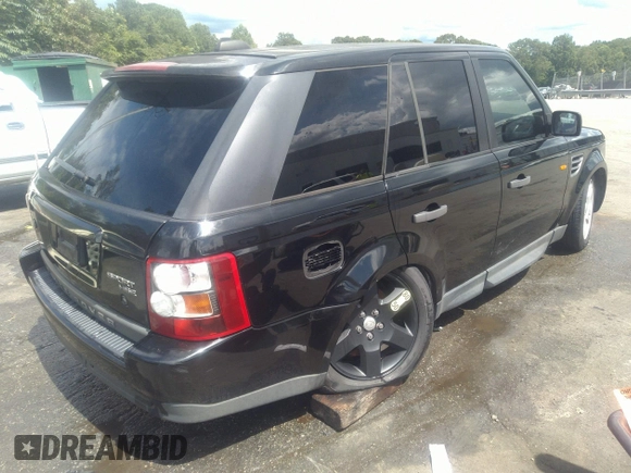 2006 Land Rover Range Rover Sport HSE with VIN SALSF25436A978101, listed as a IAAI auction lot 37261680 with 224,780 mi miles and . Bid and sale history available at DreamBid. Image 4.