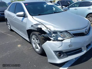 2014 Toyota Camry L with VIN 4T1BF1FK7EU354731, listed as a IAAI auction lot 41900006 with 217,767 mi miles. Bid and sale history available at carsss.com. Image 6.