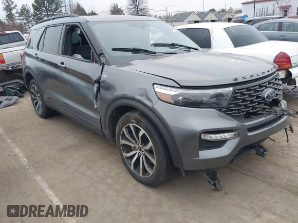 2022 Ford Explorer ST-Line with VIN 1FMSK7KH5NGB23351, listed as a IAAI auction lot 41385275 with 77,114 mi miles. Bid and sale history available at carsss.com. Image 1.