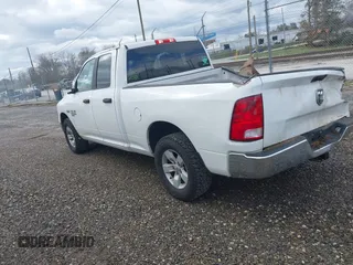 2019 Ram 1500 Express z VIN 1C6RR7FT7KS725455, wystawiony jako IAAI lot #40822242 z przebiegiem 120 799 mil mil oraz . Historia ofert i sprzedaży dostępna na DreamBid. Obrazek 3.
