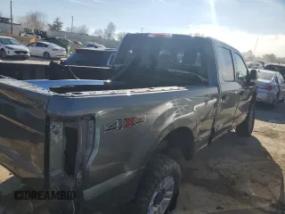 2019 Ford Super Duty F-250 SRW XL with VIN 1FT7W2BT2KEC40480, listed as a Copart auction lot 40177334 with 0 mi miles and Salvage Title. Bid and sale history available at carsss.com. Image 3.