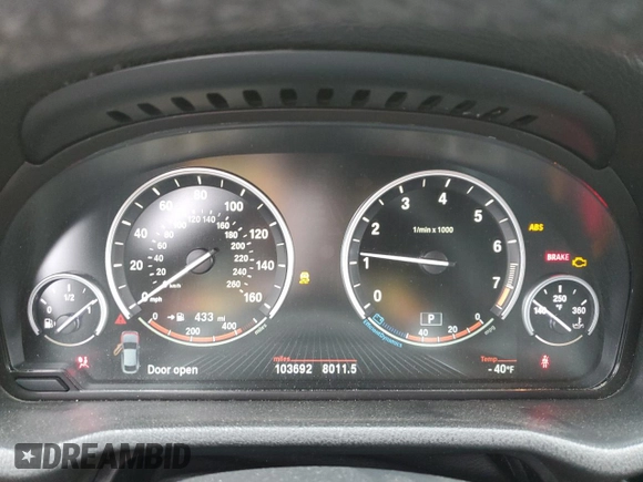 2018 BMW X4 xDrive28i with VIN 5UXXW3C57J0T82047, listed as a Copart auction lot 55988675 with 103,692 mi miles and Salvage title. Bid and sale history available at DreamBid. Image 9.