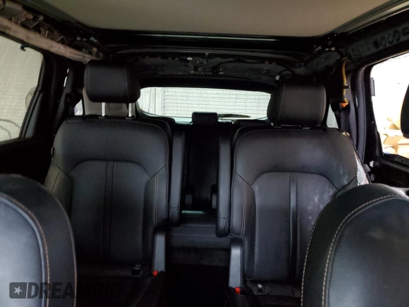 2024 Mazda CX-90 Premium with VIN JM3KKDHA5R1110905, listed as a Copart auction lot 42195375 with 17,575 mi miles and Salvage title. Bid and sale history available at DreamBid. Image 10.