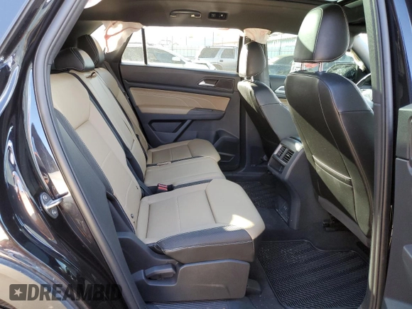 2022 Volkswagen Atlas SEL z VIN 1V2BE2CA8NC214880, wystawiony jako Copart lot #45556834 z przebiegiem 17 428 mil mil oraz . Historia ofert i sprzedaży dostępna na DreamBid. Obrazek 10.
