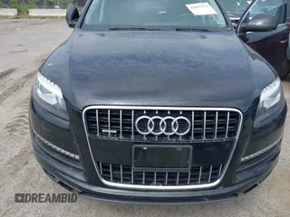 2015 Audi Q7 Premium Plus z VIN WA1LMAFE5FD030021, wystawiony jako IAAI lot #42627531 z przebiegiem 137 454 mil mil oraz . Historia ofert i sprzedaży dostępna na DreamBid. Obrazek 6.