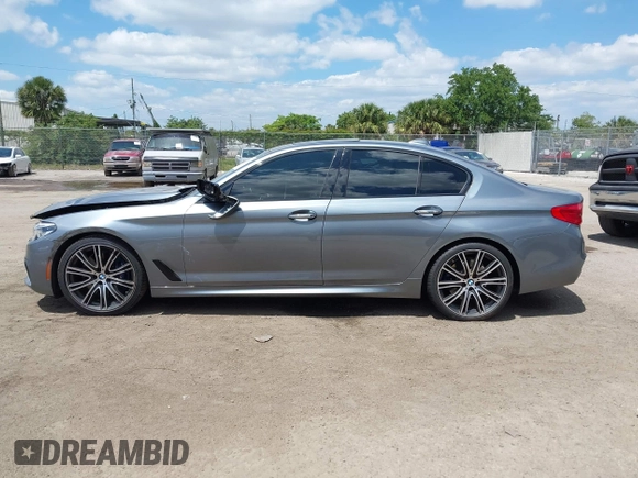 2017 BMW 5 Series 540i with VIN WBAJE5C32HG916462, listed as a IAAI auction lot 42031146 with Not Provided miles and . Bid and sale history available at carsss.com. Image 14.