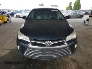 2015 Toyota Camry XLE with VIN 4T4BF1FK3FR477546, listed as a Copart auction lot 55223575 with 131,599 mi miles and Clean Title. Bid and sale history available at carsss.com. Image 5.