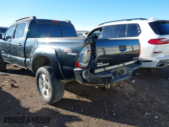 2006 Toyota Tacoma with VIN 3TMMU52N26M002740, listed as a IAAI auction lot 41684550 with 250,012 mi miles and . Bid and sale history available at DreamBid. Image 6.