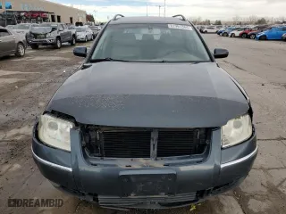 2003 Volkswagen Passat GLX with VIN WVWYH63B93E307461, listed as a Copart auction lot 81961384 with 139,029 mi miles and Salvage Title. Bid and sale history available at carsss.com. Image 5.