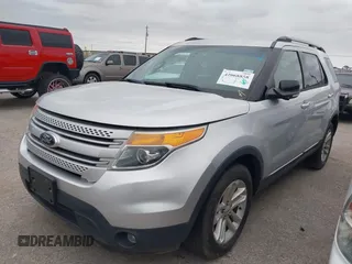 2014 Ford Explorer XLT with VIN 1FM5K7D83EGB59629, listed as a IAAI auction lot 42068858 with 171,562 mi miles and . Bid and sale history available at carsss.com. Image 17.