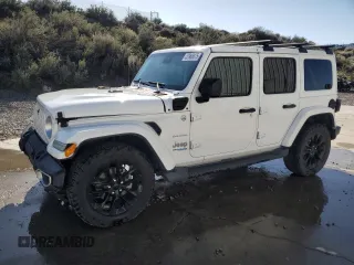 2021 Jeep Wrangler Unlimited Sahara z VIN 1C4JJXP69MW682528, wystawiony jako Copart lot #52968875 z przebiegiem 39 327 mil mil oraz Szkoda całkowita • Salvage title. Historia ofert i sprzedaży dostępna na DreamBid. Obrazek 1.