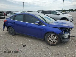 2015 Ford Focus Titanium z VIN 1FADP3J20FL299209, wystawiony jako Copart lot #67681504 z przebiegiem 98 711 mil mil oraz Nie do naprawy • Non repairable. Historia ofert i sprzedaży dostępna na DreamBid. Obrazek 4.