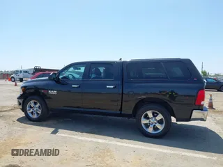 2017 Ram 1500 Big Horn z VIN 1C6RR7LM4HS882771, wystawiony jako IAAI lot #42401357 z przebiegiem 81 646 mil mil oraz . Historia ofert i sprzedaży dostępna na DreamBid. Obrazek 14.