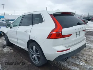 2021 Volvo XC60 Momentum с VIN YV4102RKXM1864202, выставлен на аукционе IAAI как лот 41453983 с пробегом 52 015 миль миль и . История ставок и продаж доступна на DreamBid. Изображение 3.