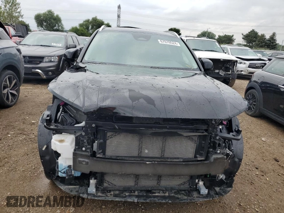2023 Volvo XC40 Ultimate Bright Theme с VIN YV4L12UA1P2075634, выставлен на аукционе Copart как лот 67070524 с пробегом Не указан миль и Списание • Salvage title. История ставок и продаж доступна на DreamBid. Изображение 5.
