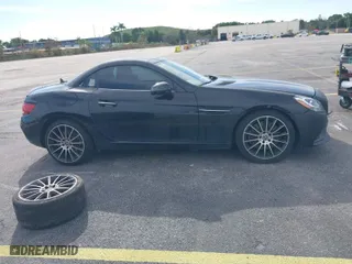 2018 Mercedes-Benz SLC with VIN WDDPK3JA1JF151757, listed as a IAAI auction lot 41234787 with 68,035 mi miles. Bid and sale history available at carsss.com. Image 14.