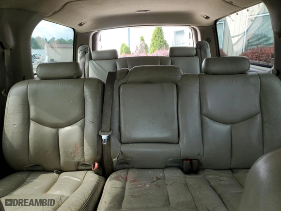2003 Chevrolet Suburban Z71 with VIN 3GNFK16Z63G121011, listed as a Copart auction lot 61525384 with 255,113 mi miles and Non Repairable. Bid and sale history available at carsss.com. Image 10.