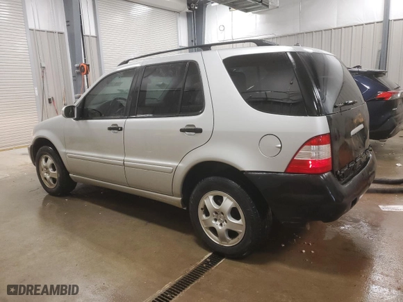 2002 Mercedes-Benz M-Class with VIN 4JGAB54E82A371109, listed as a Copart auction lot 85259334 with 145,763 mi miles and Salvage Title. Bid and sale history available at carsss.com. Image 2.