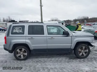 2017 Jeep Patriot High Altitude with VIN 1C4NJRFB8HD174113, listed as a IAAI auction lot 41527386 with 80,854 mi miles. Bid and sale history available at carsss.com. Image 13.