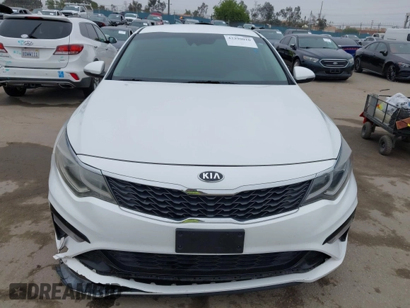 2020 Kia Optima LX z VIN 5XXGT4L3XLG422203, wystawiony jako IAAI lot #42290010 z przebiegiem 38 284 mil mil oraz . Historia ofert i sprzedaży dostępna na DreamBid. Obrazek 12.