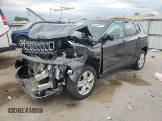 2022 Jeep Compass Latitude с VIN 3C4NJDBB2NT124371, выставлен на аукционе Copart как лот 55983855 с пробегом Не указан миль и Списание • Salvage title. История ставок и продаж доступна на DreamBid. Изображение 1.