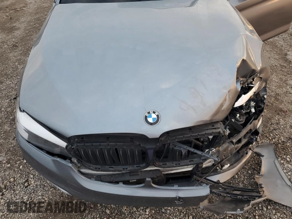 2018 BMW 5 Series 530e xDrive with VIN WBAJB1C57JG624122, listed as a Copart auction lot 45330575 with 54,378 mi miles and Salvage Title. Bid and sale history available at carsss.com. Image 11.