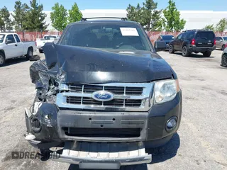 2012 Ford Escape Limited z VIN 1FMCU0EG0CKC18936, wystawiony jako IAAI lot #42303201 z przebiegiem 132 416 mil mil oraz . Historia ofert i sprzedaży dostępna na DreamBid. Obrazek 12.