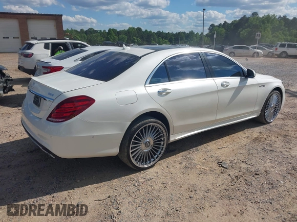 2014 Mercedes-Benz S S 550 with VIN WDDUG8CB7EA020603, listed as a IAAI auction lot 42205201 with 172,725 mi miles. Bid and sale history available at carsss.com. Image 4.