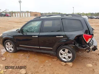 2010 Subaru Forester X Premium z VIN JF2SH6CC9AH724414, wystawiony jako IAAI lot #41948353 z przebiegiem 145 552 mil mil oraz . Historia ofert i sprzedaży dostępna na DreamBid. Obrazek 14.