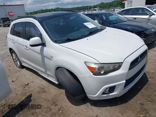 2011 Mitsubishi Outlander SE with VIN JA4AP4AU8BZ012589, listed as a IAAI auction lot 42316134 with 176,450 mi miles and . Bid and sale history available at DreamBid. Image 1.