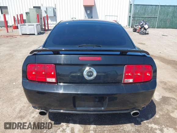 2006 Ford Mustang GT Deluxe with VIN 1ZVHT82H965254102, listed as a IAAI auction lot 41984368 with 185,498 mi miles. Bid and sale history available at carsss.com. Image 17.